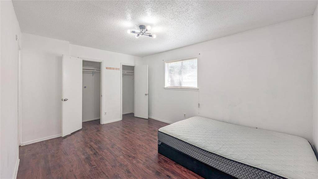 1107 Waverly Drive, Arlington, TX 76015