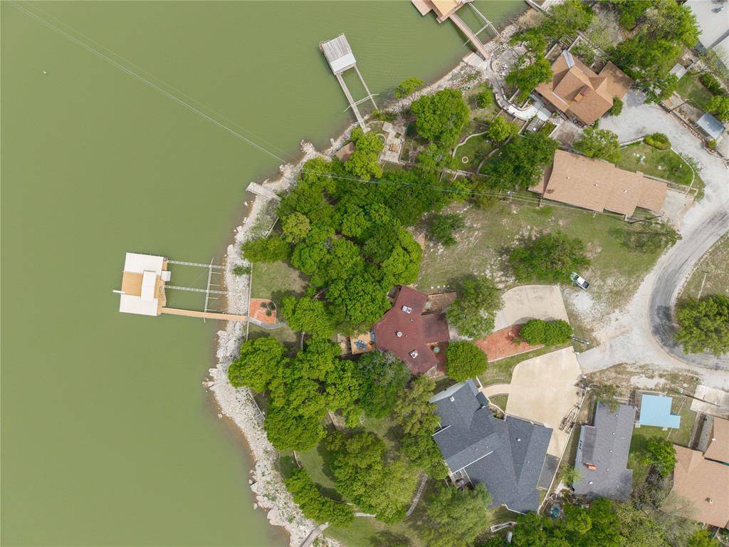 561 County Road 611, Brownwood, TX 76801