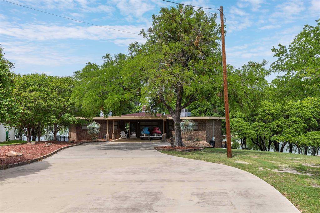 561 County Road 611, Brownwood, TX 76801