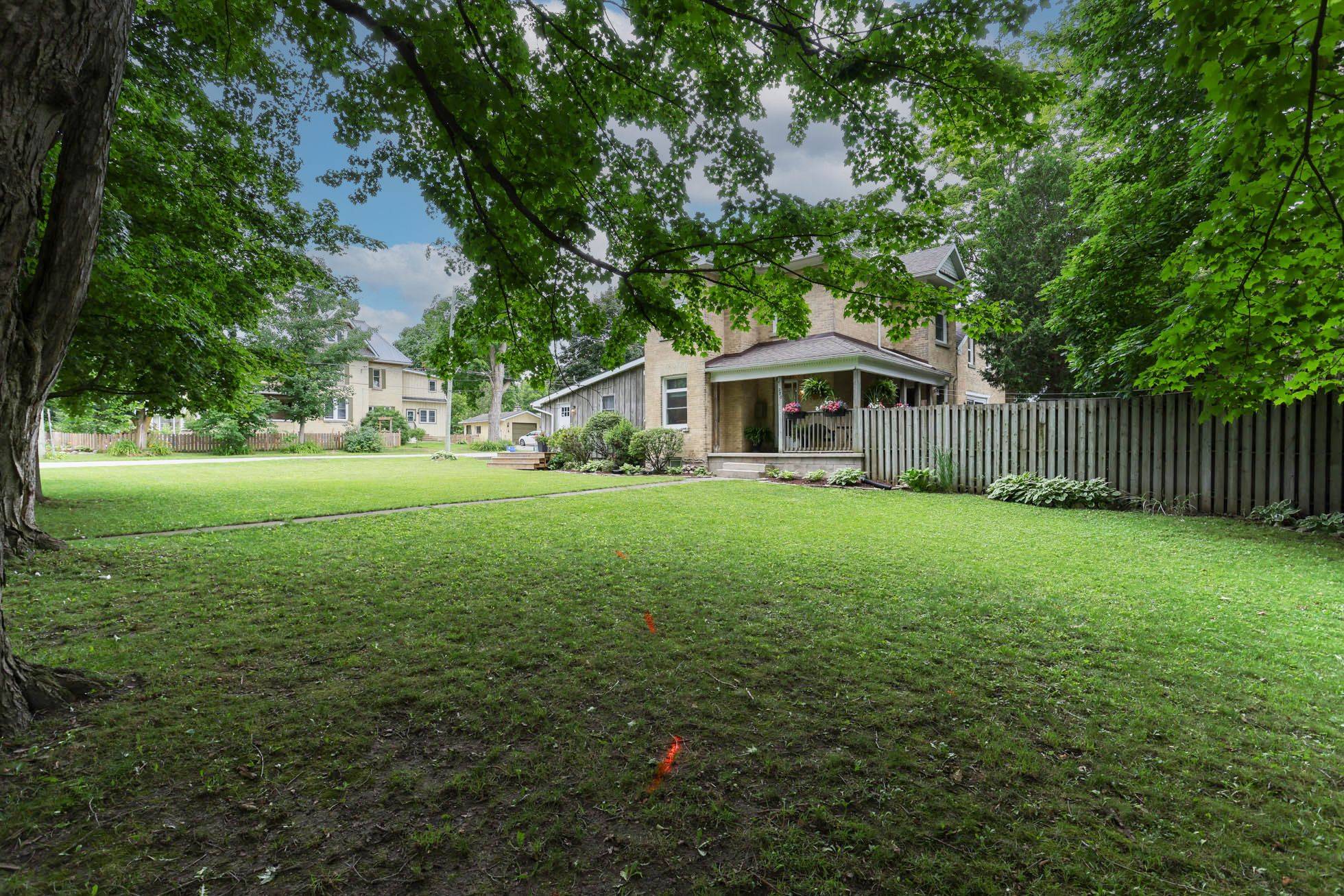 280 Fergus ST N, Wellington North, ON N0G 2L2