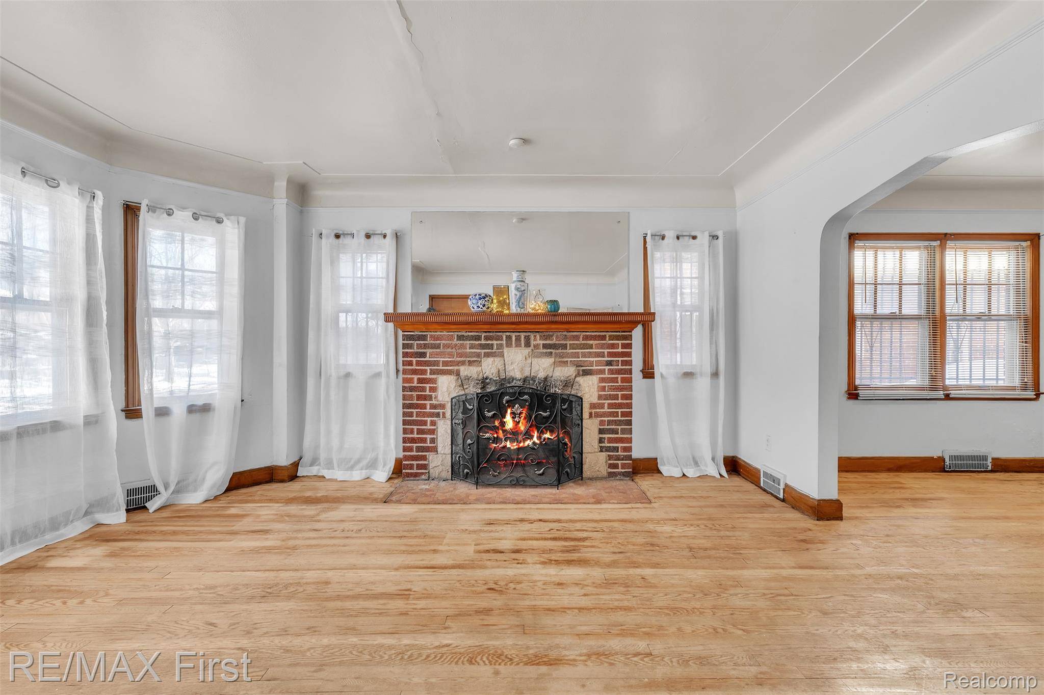 13991 Whitcomb ST, Detroit, MI 48227