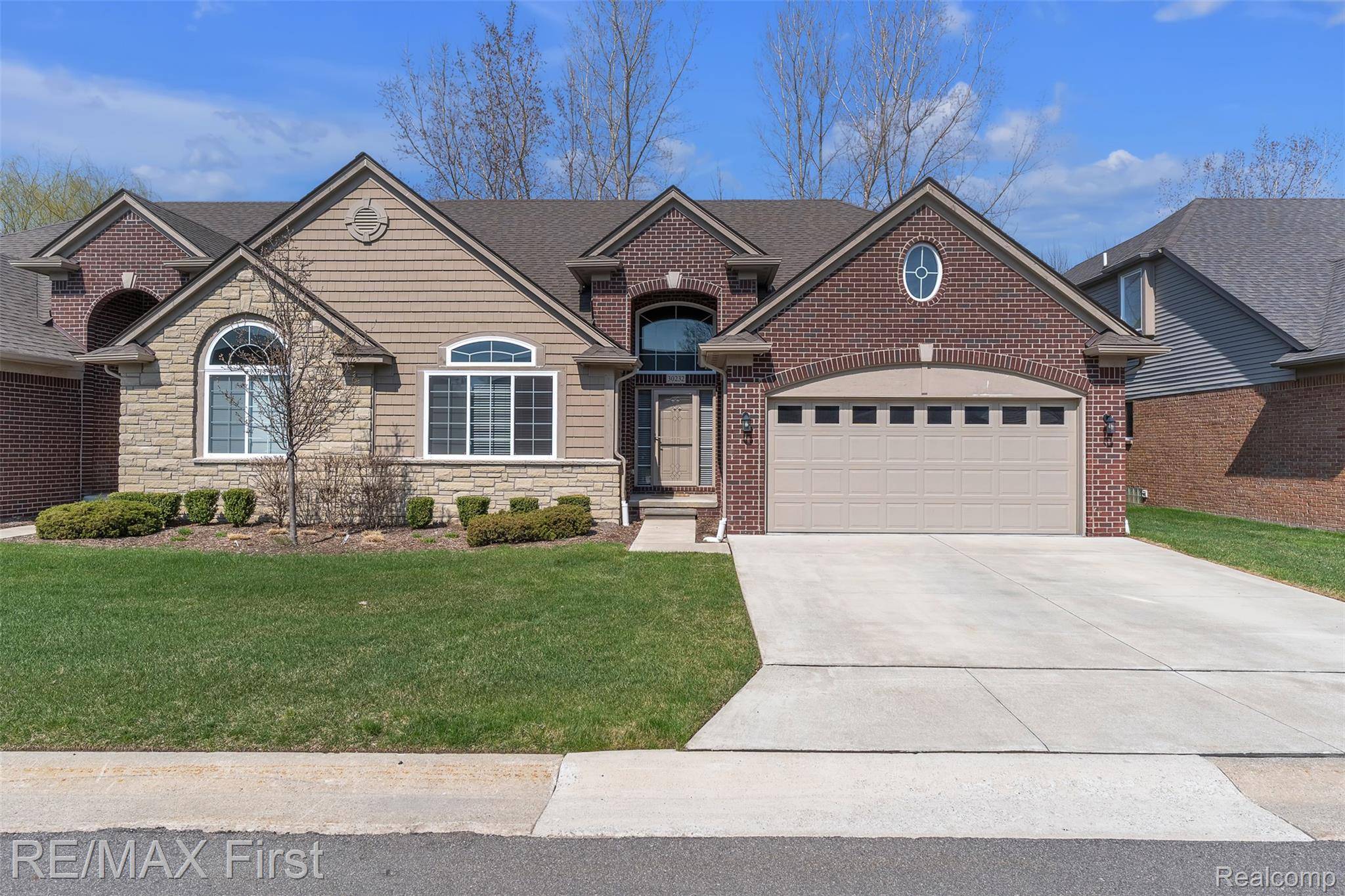 30232 Berghway TRL, Warren, MI 48092