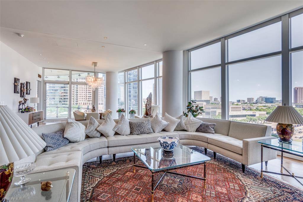 1918 Olive Street #701, Dallas, TX 75201