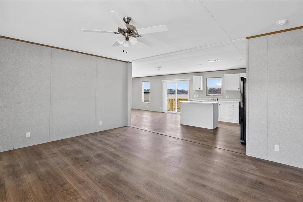 309 Rhett Court, Aurora, TX 76078