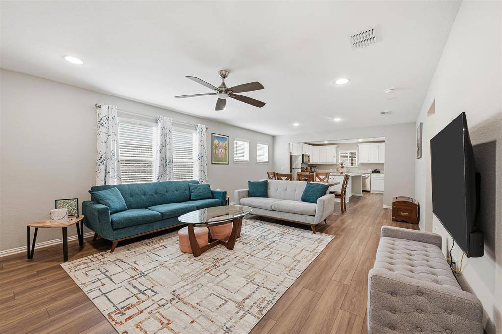 200 Sleepy Willow Lane, Mckinney, TX 75071