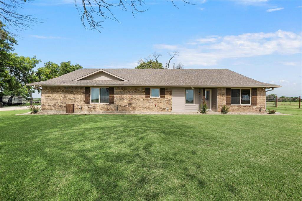 11541 Old Dallas Road, West, TX 76691