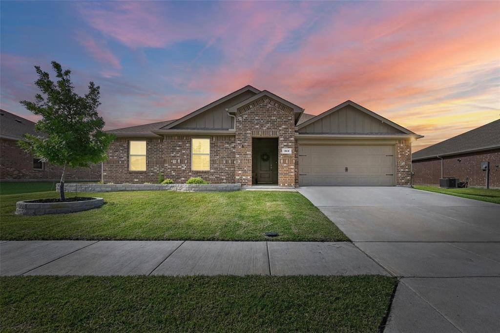 312 Duke Court, Fate, TX 75189