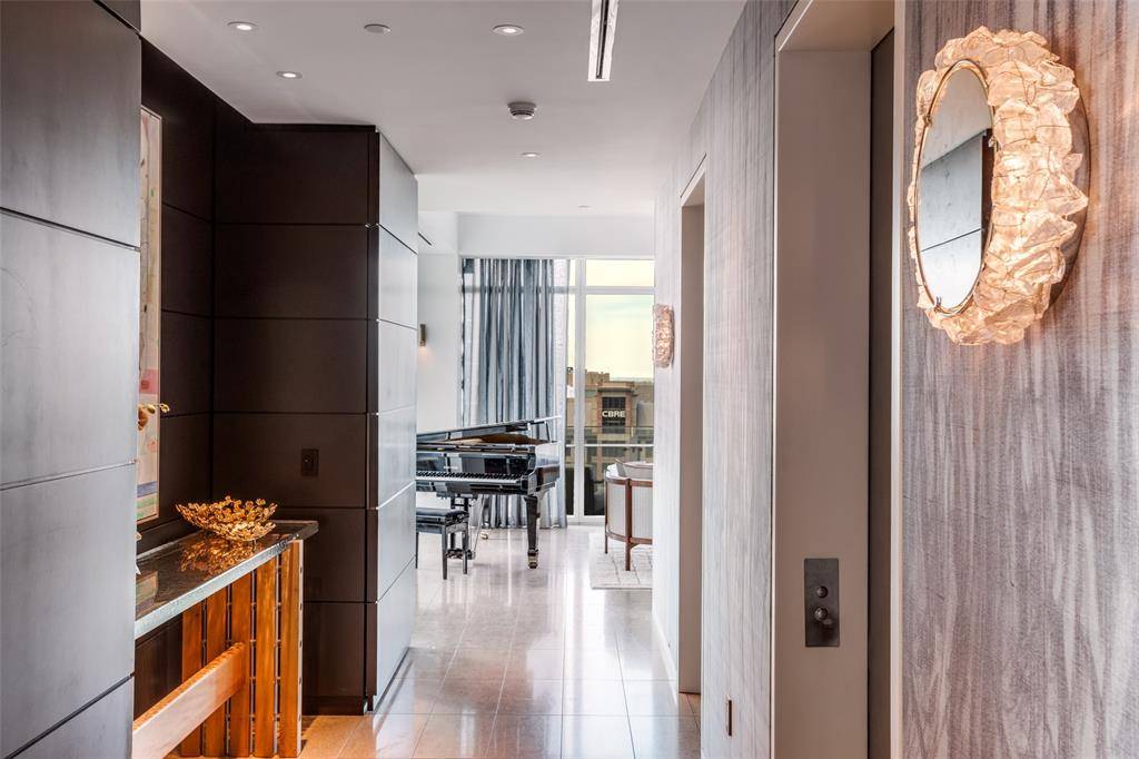 1918 Olive Street #2401, Dallas, TX 75201