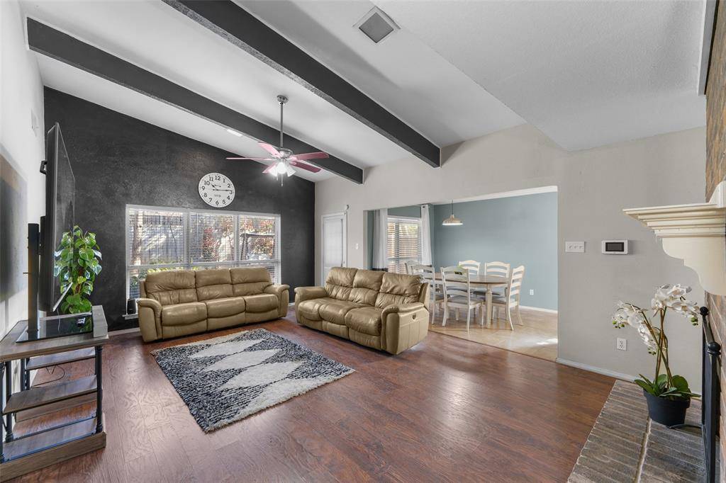 2127 Holt Road, Arlington, TX 76006