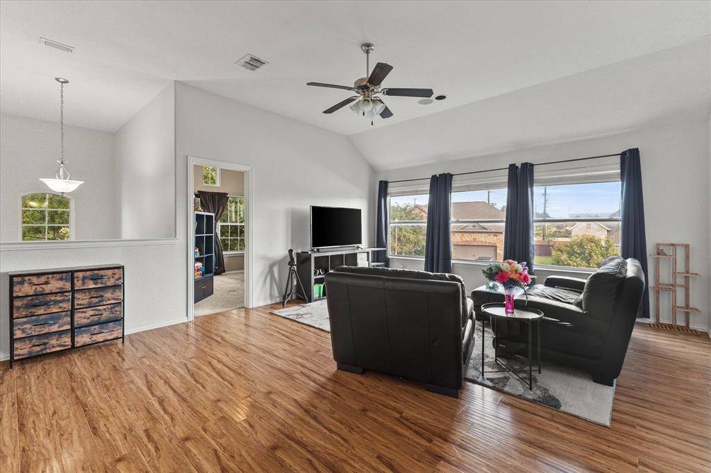 2412 Miranda Place, Denton, TX 76210