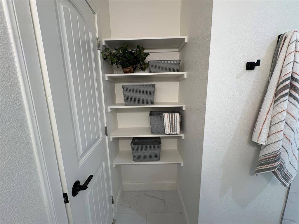 2406 Jennings Avenue, Dallas, TX 75216