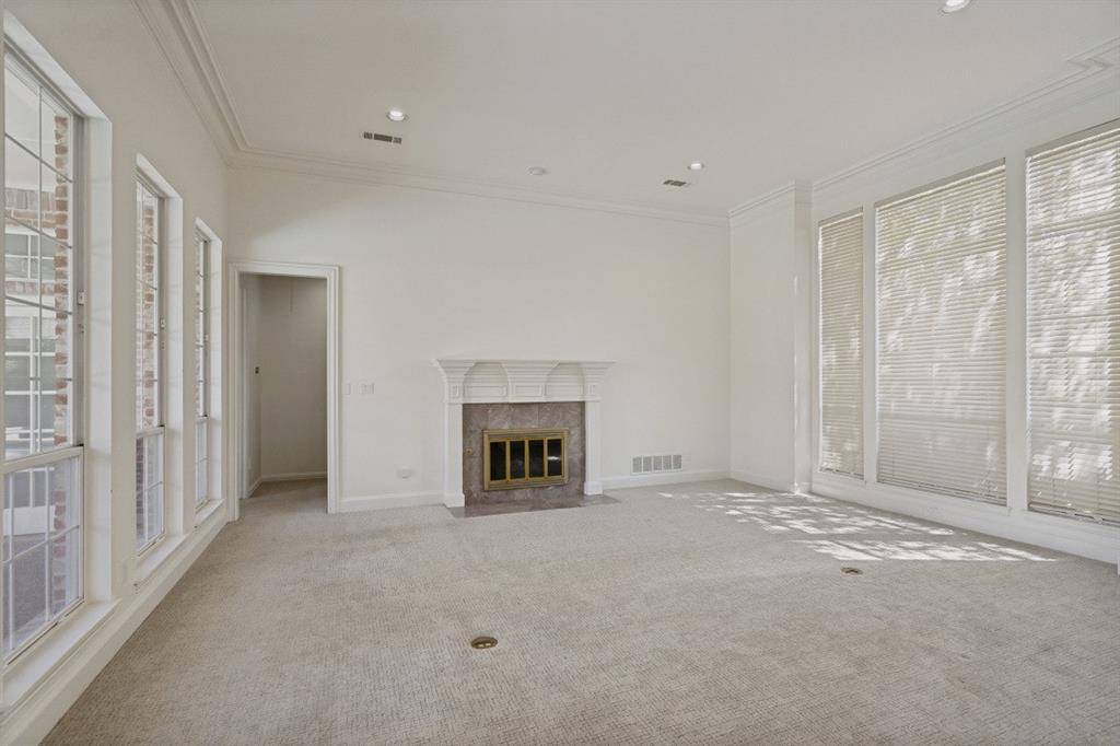 4605 SAXON Drive, Plano, TX 75093