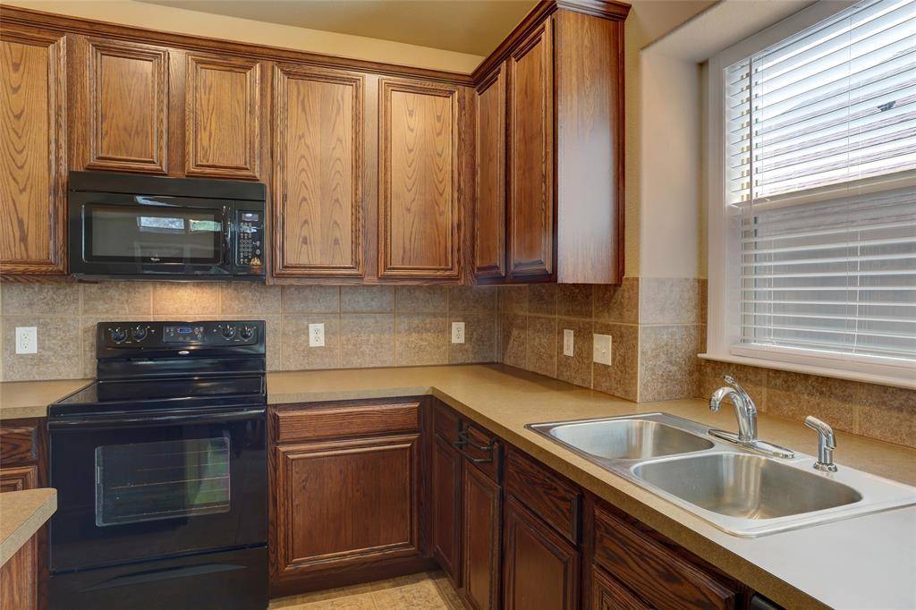 1604 Black Willow Trail, Anna, TX 75409