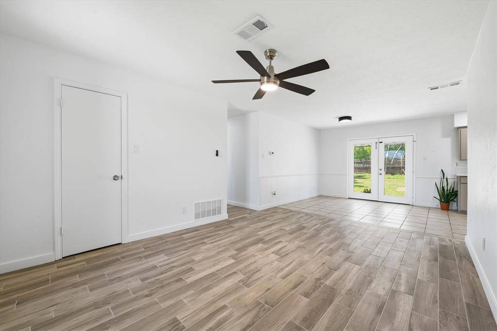 615 Calder Avenue, Duncanville, TX 75116