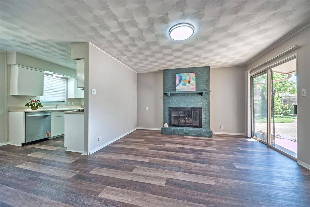 5220 Darlene Street, Dallas, TX 75232