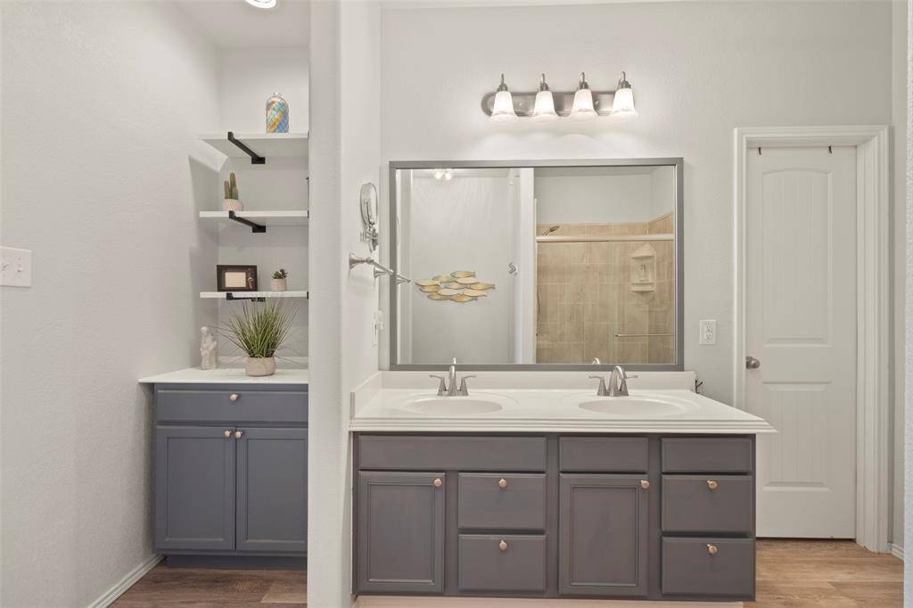 1715 Oak Glen Drive, Wylie, TX 75098