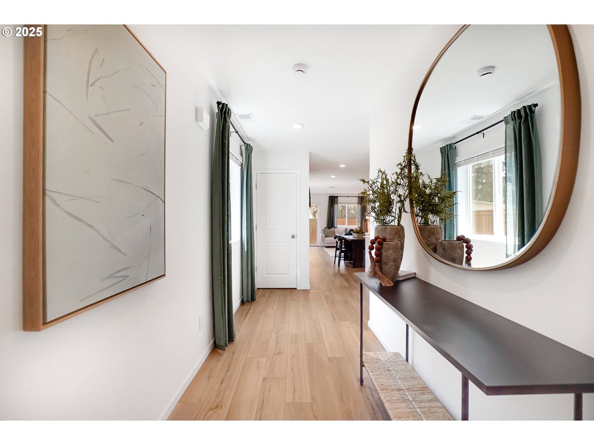 1434 Laura Vista DR NW, Albany, OR 97321