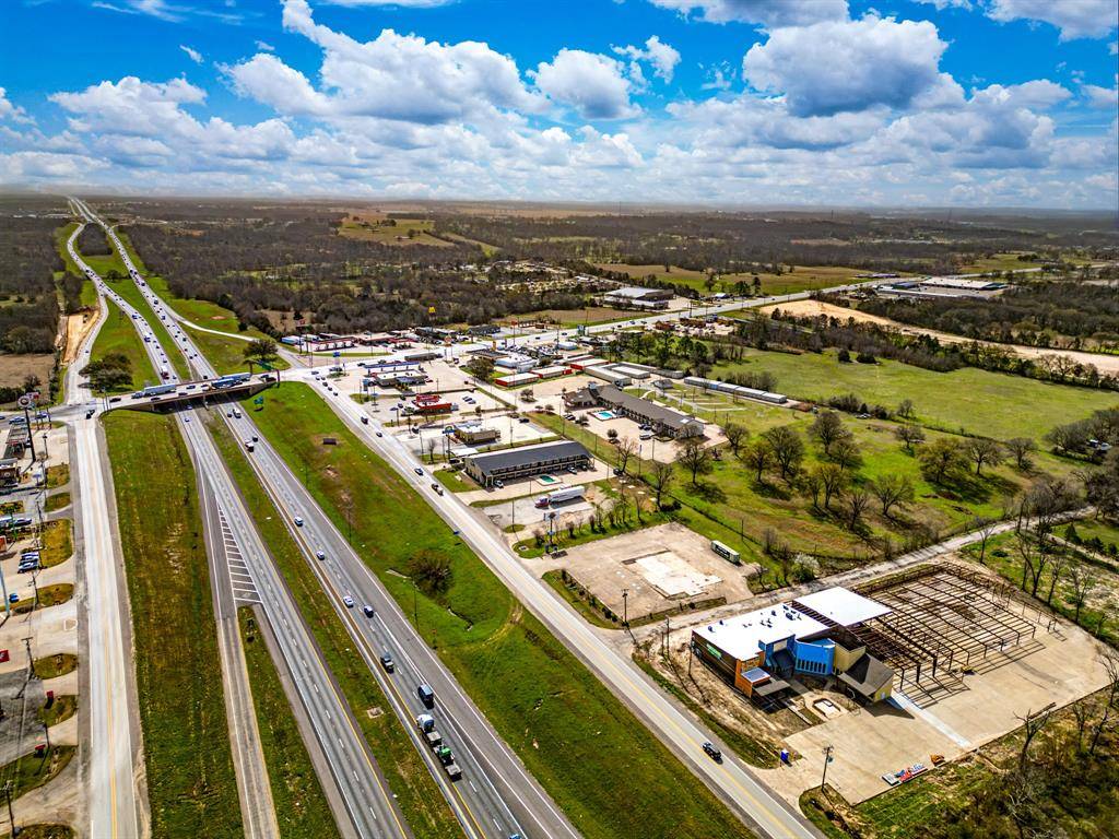 2351 N Trade Days Boulevard, Canton, TX 75103