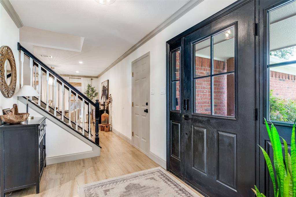 5125 Broken Bow Drive, Fort Worth, TX 76137