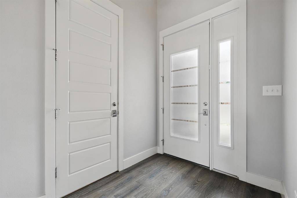 1300 Kendolph Drive, Denton, TX 76205