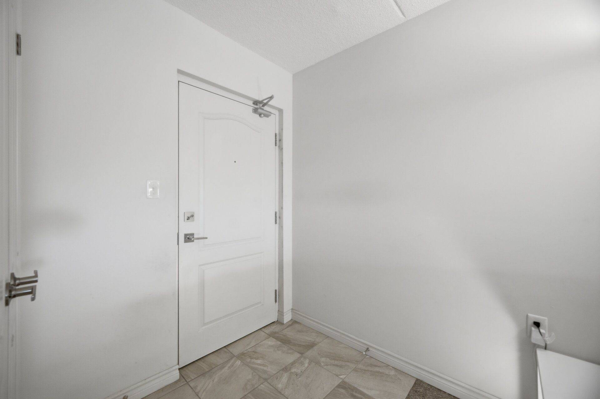 1460 Main ST E #107, Milton, ON L9T 8W5