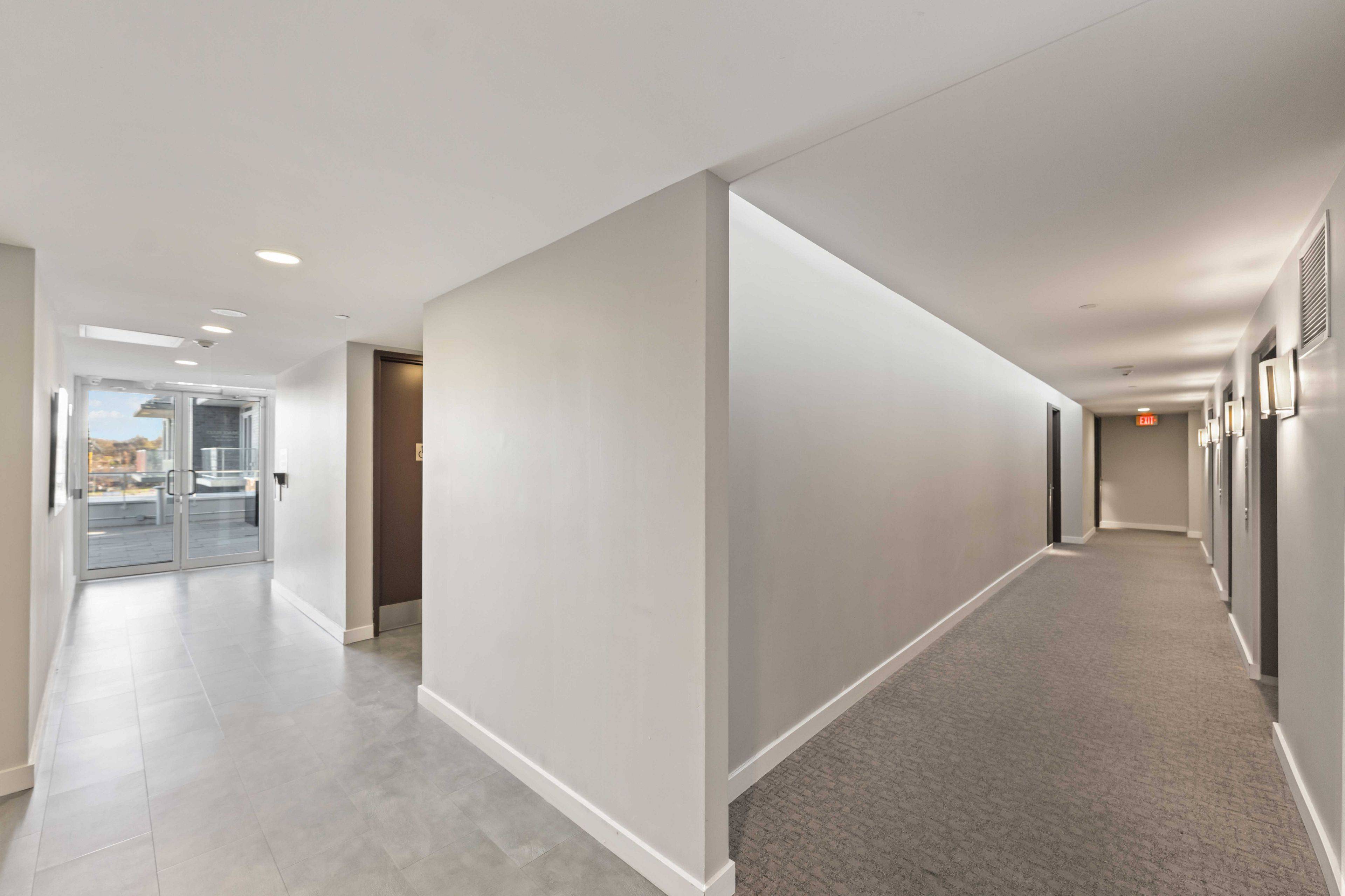 111 Champagne AVE S #307, Dows Lake - Civic Hospital And Area, ON K1S 5V3