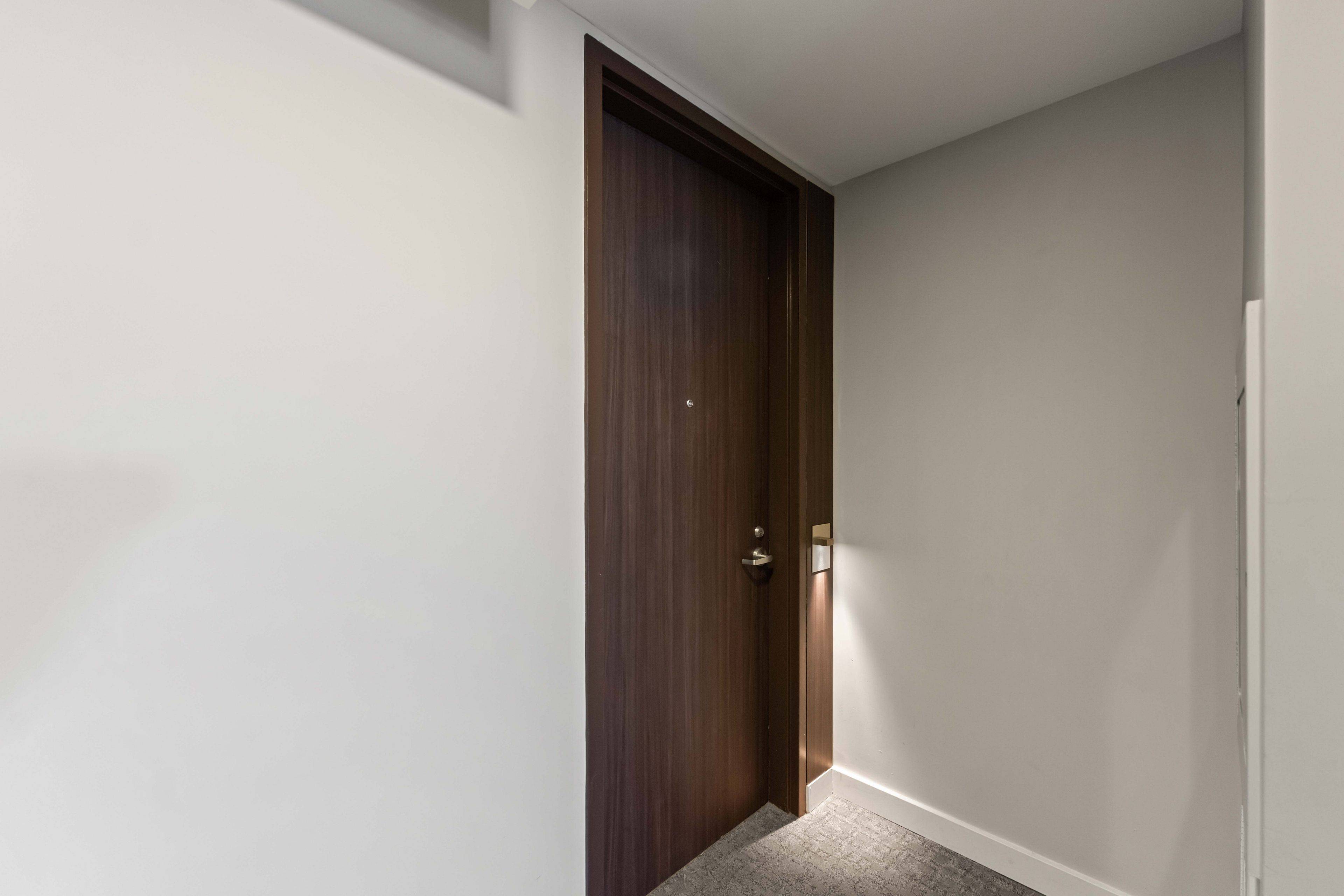 111 Champagne AVE S #307, Dows Lake - Civic Hospital And Area, ON K1S 5V3