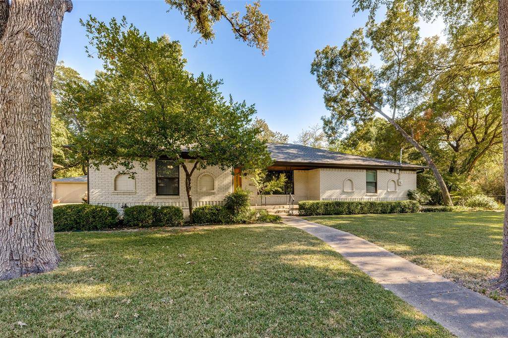 8022 Claremont Drive, Dallas, TX 75228