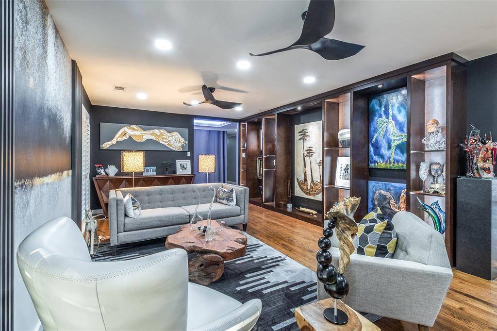 6566 Ridgeview Circle, Dallas, TX 75240