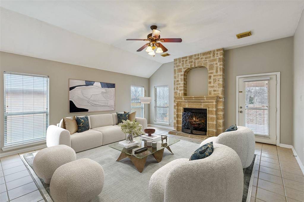 10804 Ashmont Lane, Fort Worth, TX 76244