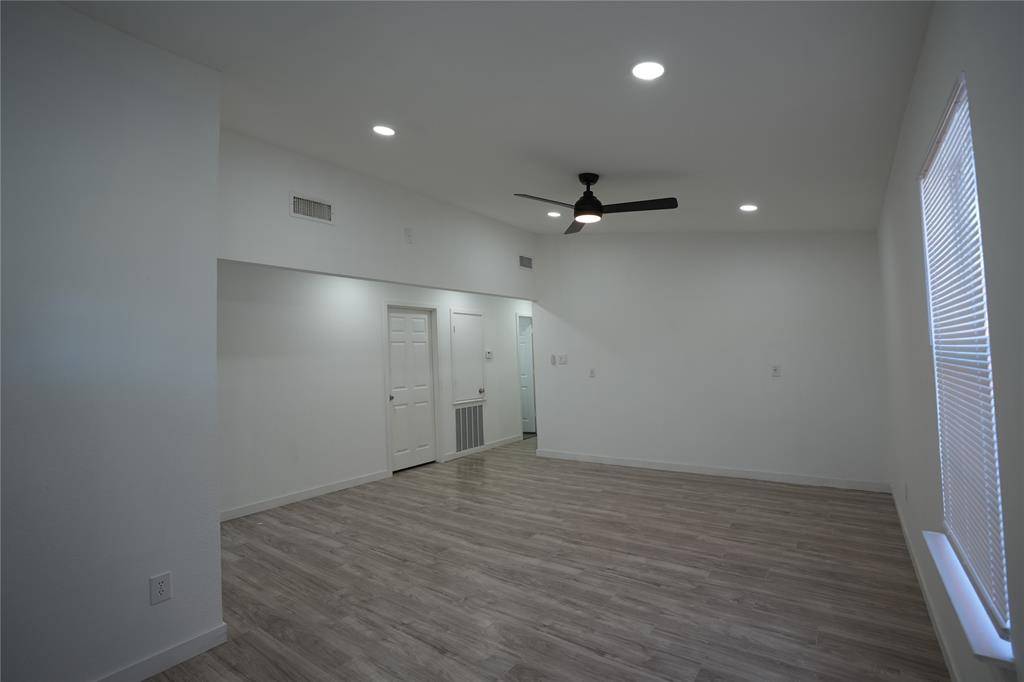 4535 Parry Avenue, Dallas, TX 75223