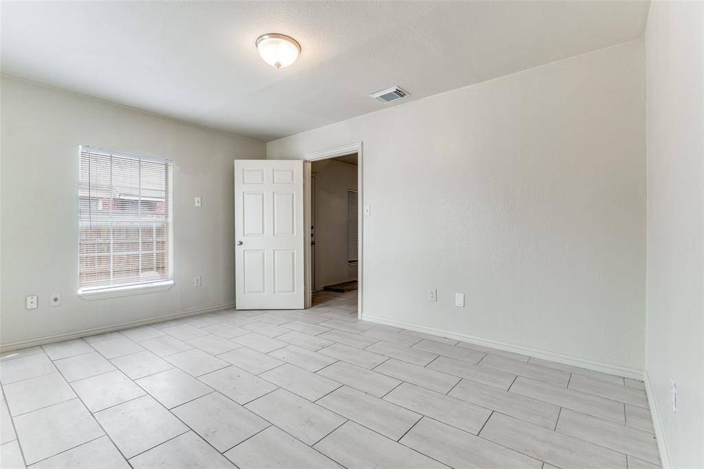 7909 Wanebe Drive, Dallas, TX 75235