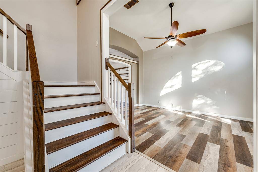 809 Glenwood Court, Mckinney, TX 75071