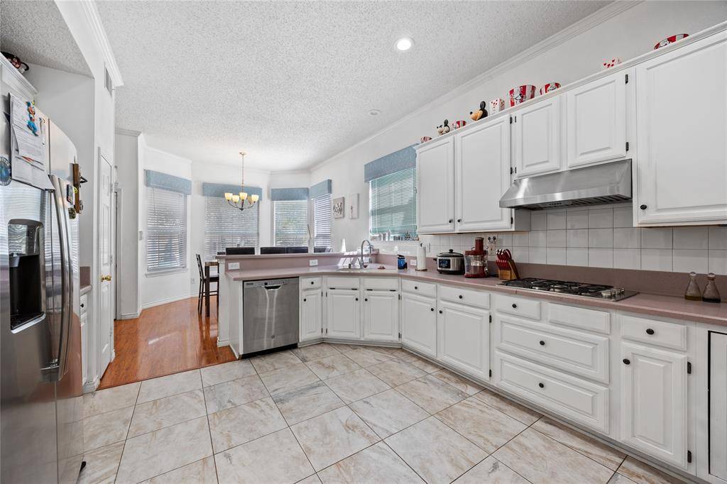 7402 Silver Lake Drive, Rowlett, TX 75089