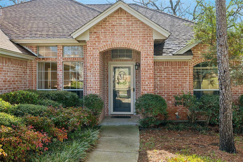 1517 Bailey Drive, Azle, TX 76020