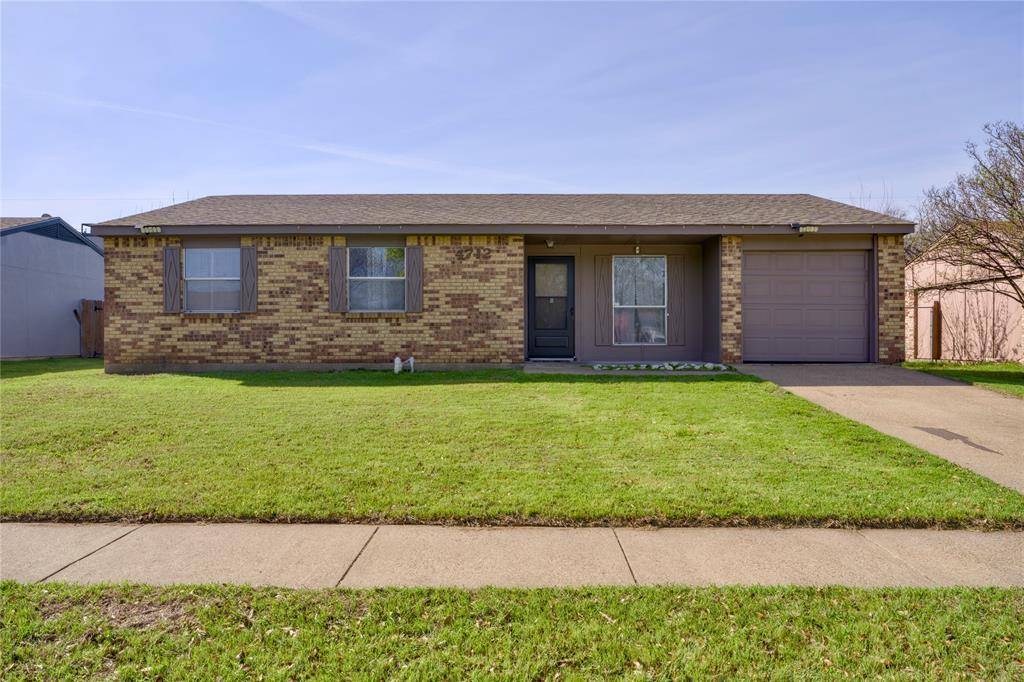 4712 Meadow Trail Drive, Dallas, TX 75236