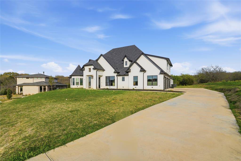 1107 Lily Court, Grand Prairie, TX 75104