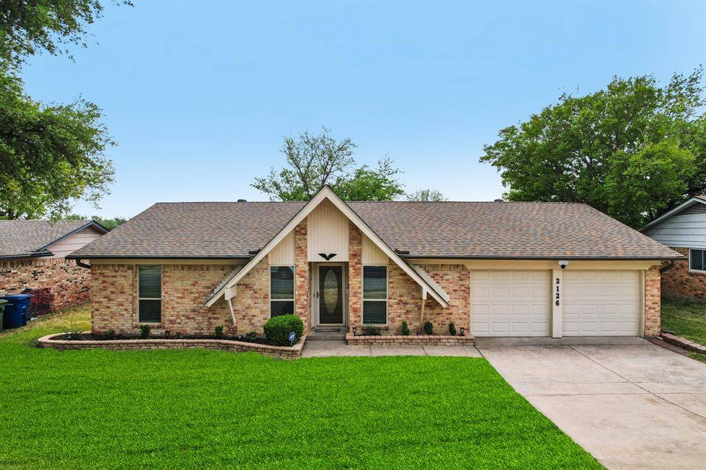2126 Versailles Drive, Carrollton, TX 75007
