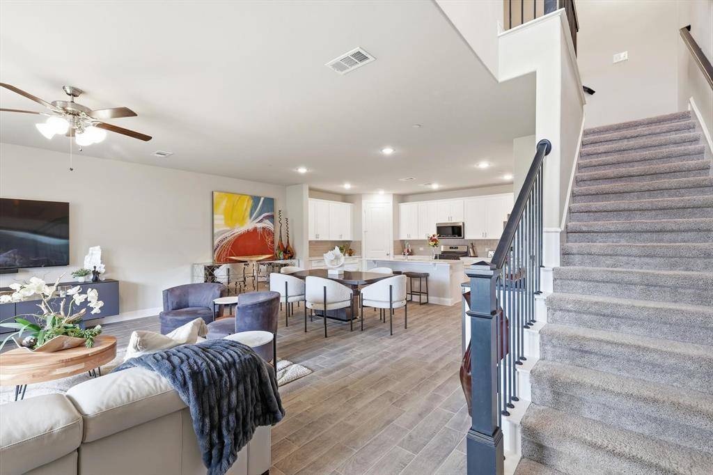 215 Suma Drive, Euless, TX 76040