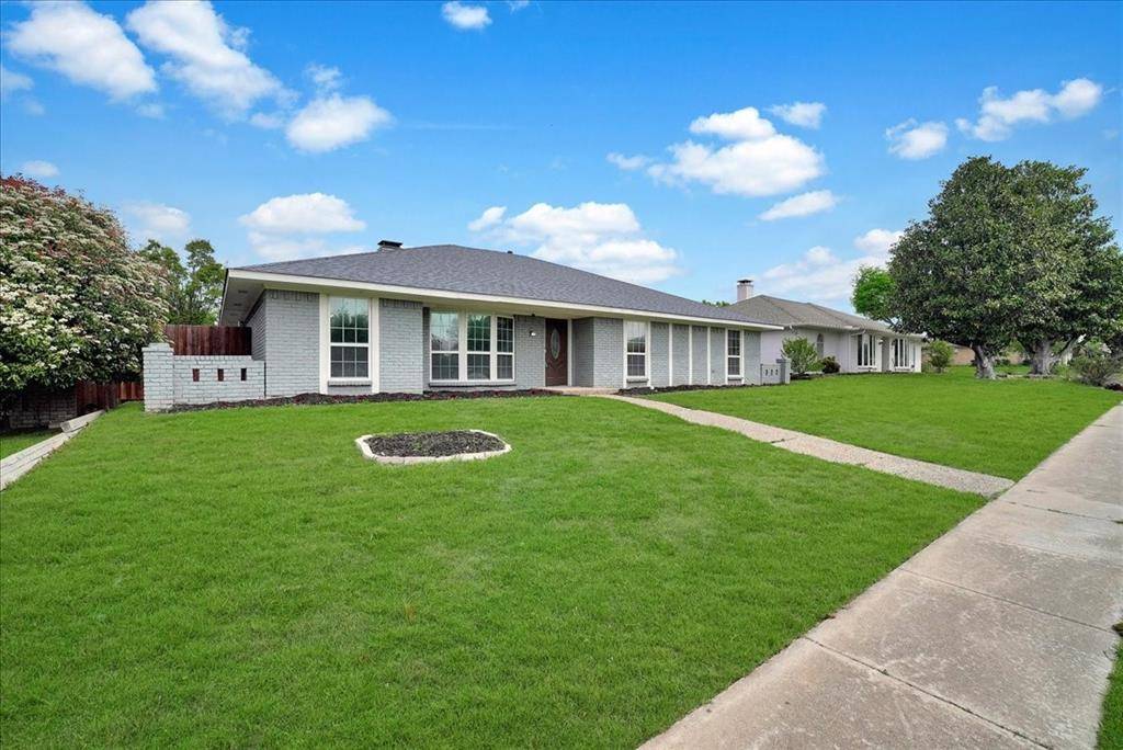 527 Goodwin Drive, Richardson, TX 75081