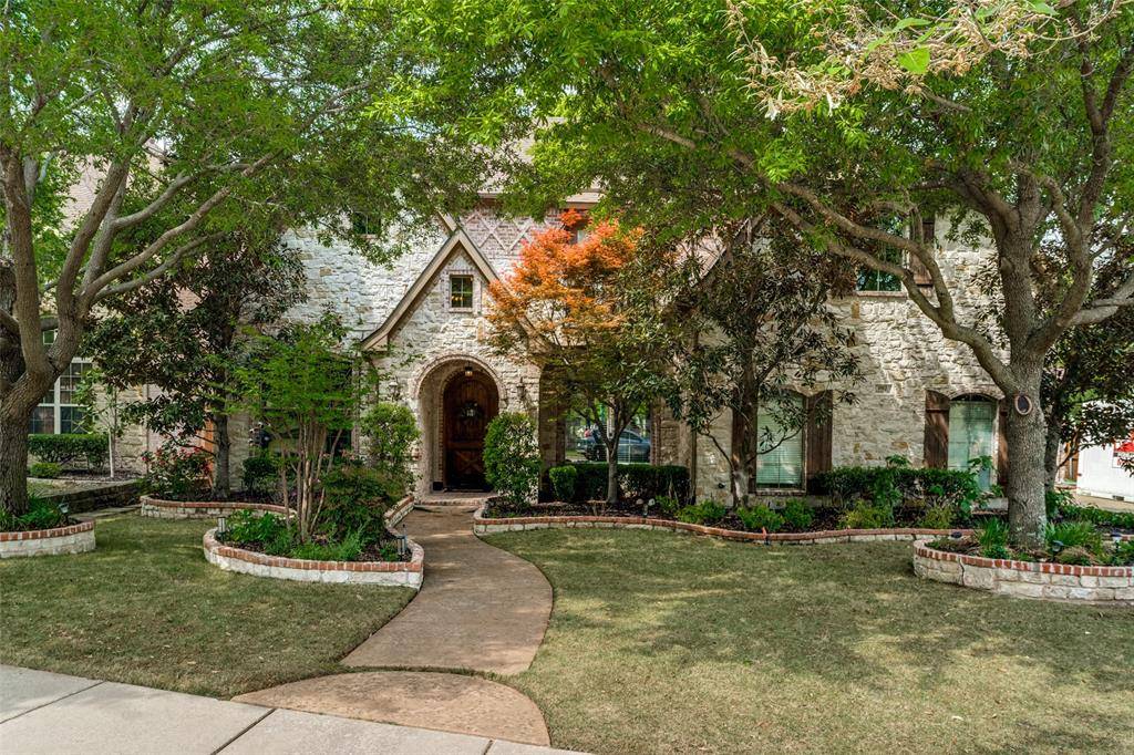 1912 Surrey Lane, Mckinney, TX 75072