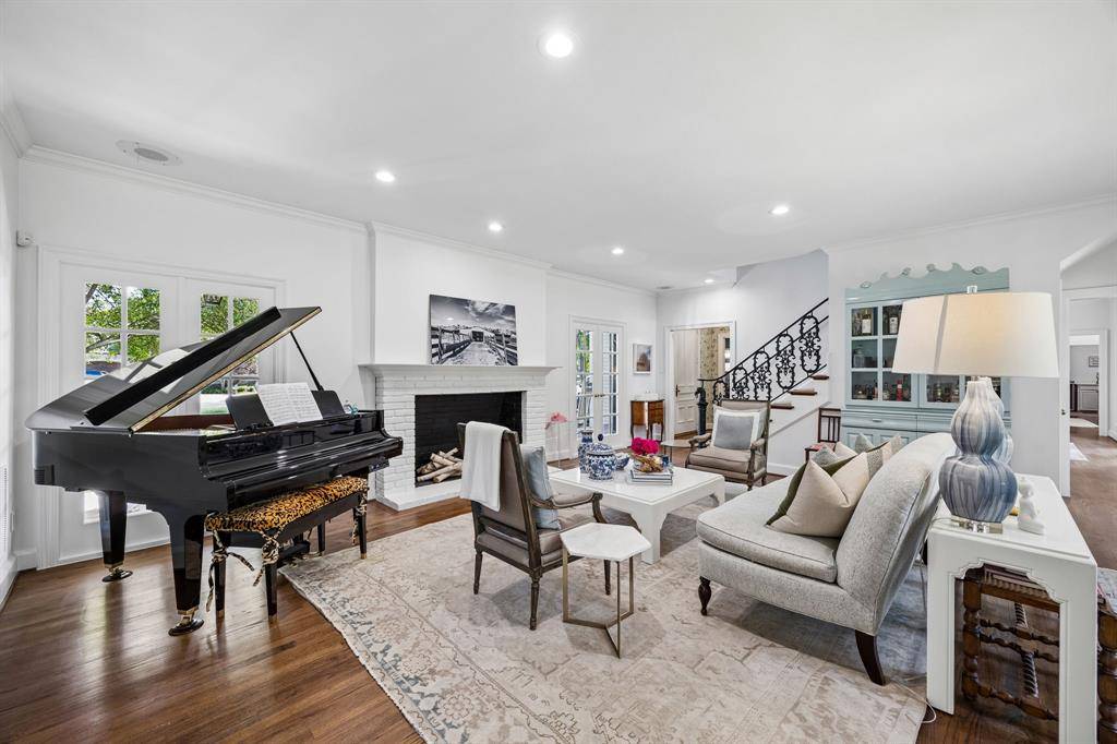 6457 Glendora Avenue, Dallas, TX 75230