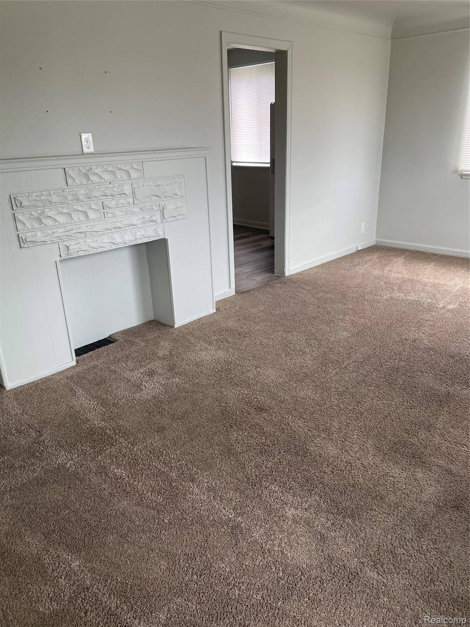 18391 Masonic, Fraser, MI 48026