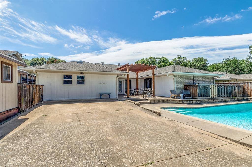 7211 La Sobrina Drive, Dallas, TX 75248