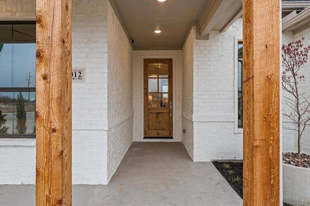 1009 Chandler Road, Denton, TX 76207