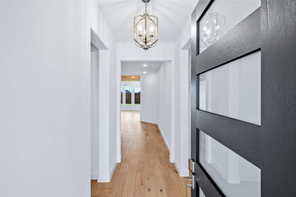 913 Beall Street, Denton, TX 76207