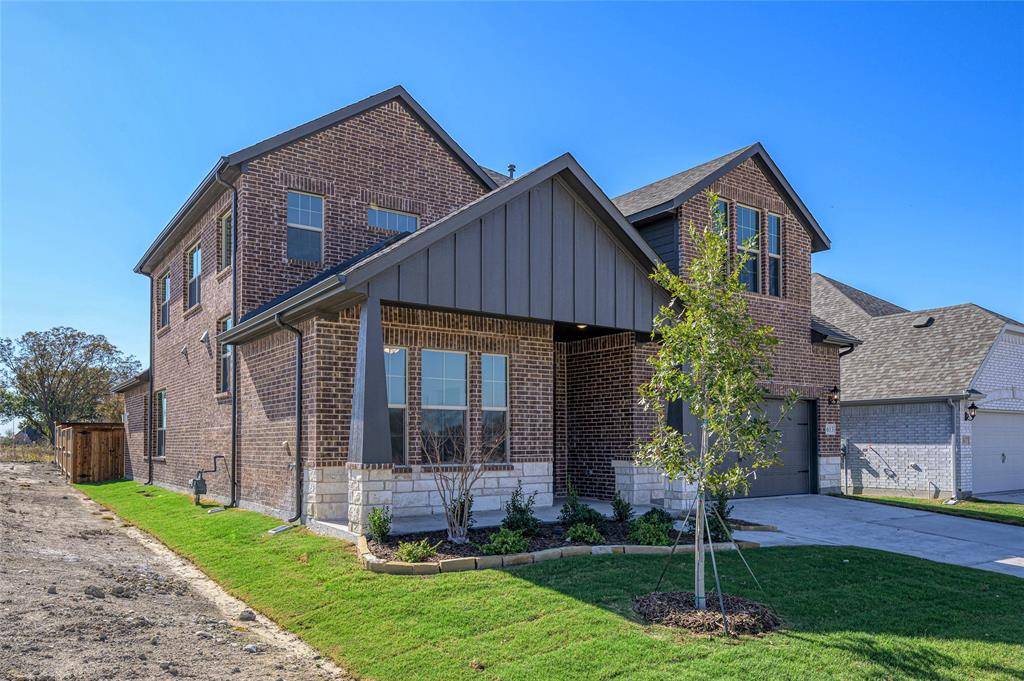 613 Brazos Drive, Van Alstyne, TX 75495
