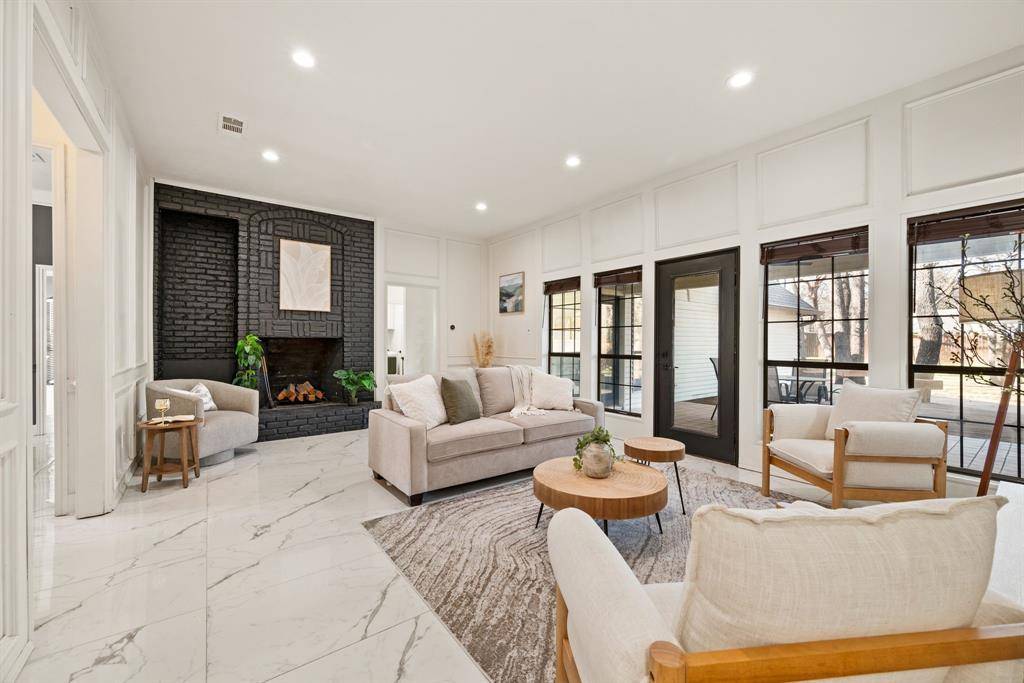 504 Sagebrush Street, Colleyville, TX 76034