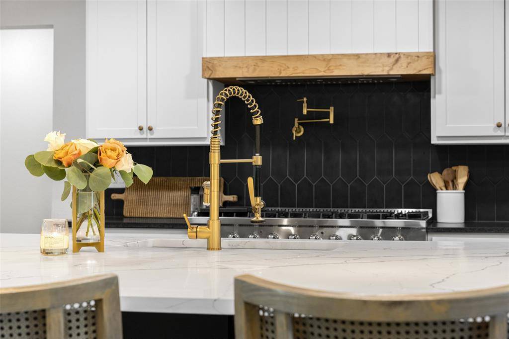 10544 Cox Lane, Dallas, TX 75229