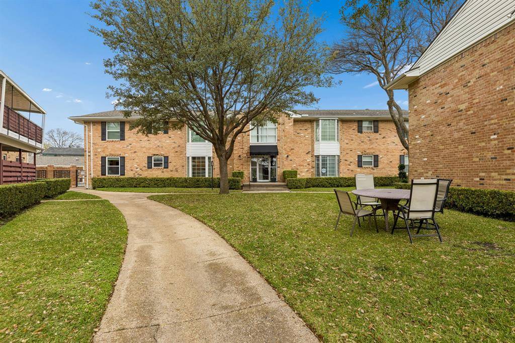 6033 Sandhurst Lane #A, Dallas, TX 75206
